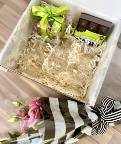 Sweets n’ Blooms Gift Box