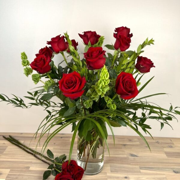 Owner’s Signature One Dozen Roses